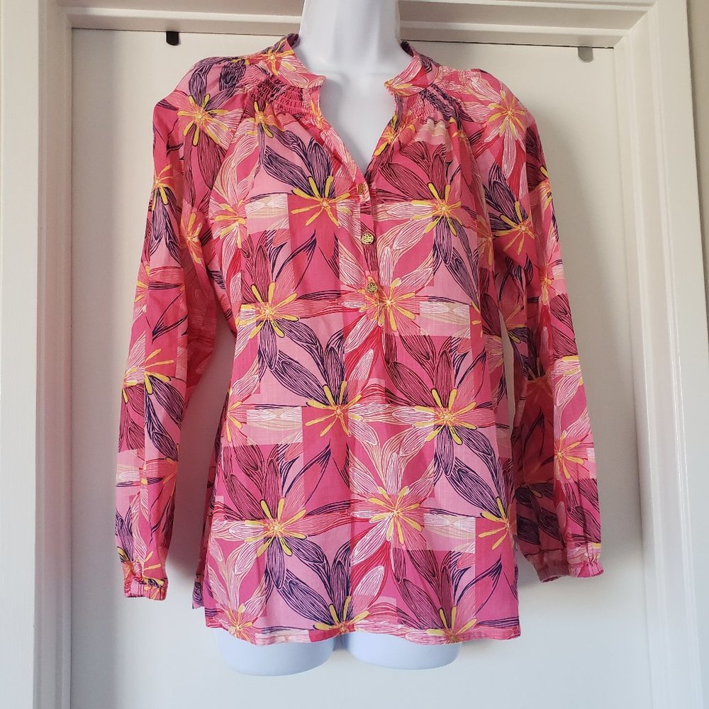 Lilly Pulitzer Blouse Top Pink Artsy Floral 1/2 Button Smocking Neck Cotton Sz S